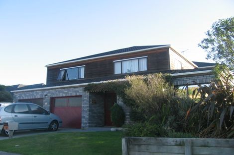 Photo of property in 50 James Cook Drive, Whitby, Porirua, 5024
