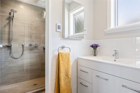 Photo of property in 75b Ford Road, Opawa, Christchurch, 8023