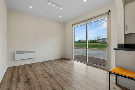Photo of property in 100 Wingatui Road, Mosgiel, 9024