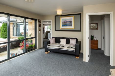 Photo of property in 14a Graham Street, Tinwald, Ashburton, 7700