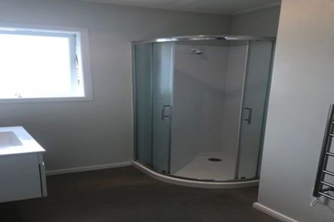 Photo of property in 36 O'halloran Road, Howick, Auckland, 2014