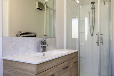 Photo of property in 48 Maunganamu Drive, Wharewaka, Taupo, 3330