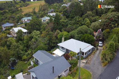 Photo of property in 15 Porterfield Street, Macandrew Bay, Dunedin, 9014
