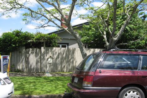 Photo of property in 17 Landscape Road, Pukekohe, 2120