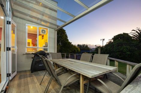 Photo of property in 8 Russell Street, Palmerston North, 4414