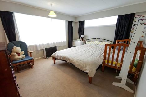 Photo of property in 29 Taieri Crescent, Kelson, Lower Hutt, 5010