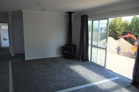 Photo of property in 7b Tawa Street, Waikanae, 5036