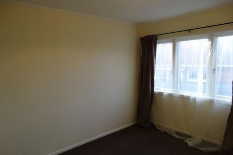 Photo of property in 1/3 Mackenzie Street, Te Atatu South, Auckland, 0610