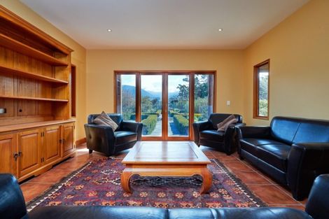 Photo of property in 103 Harnetts Road, Kaikoura Flat, Kaikoura, 7371