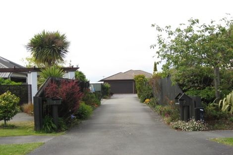 Photo of property in 5 Fieldmoor Place, Parklands, Christchurch, 8083