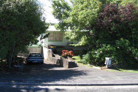 Photo of property in 583 East Coast Road, Browns Bay, Auckland, 0630