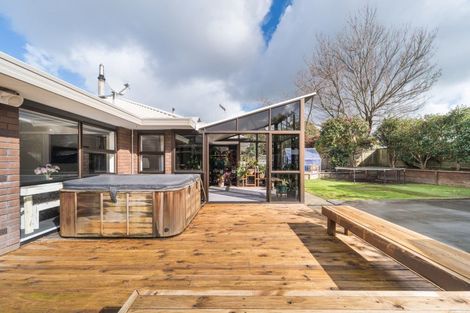 Photo of property in 108 John F Kennedy Drive, Milson, Palmerston North, 4414