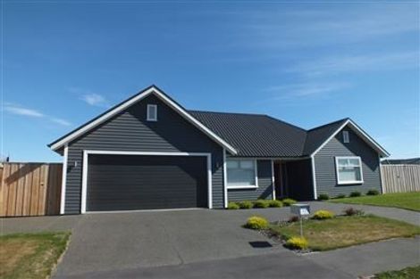 Photo of property in 11 Gosling Crescent, Halswell, Christchurch, 8025