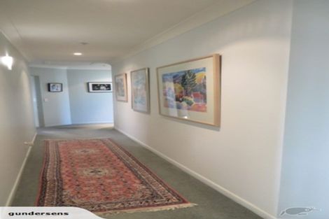 Photo of property in 9/5b Kent Terrace, Mount Victoria, Wellington, 6011
