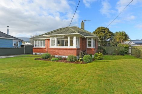 Photo of property in 6 Hazel Street, Ebdentown, Upper Hutt, 5018
