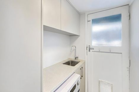 Photo of property in 74 Ferry Parade, Herald Island, Auckland, 0618