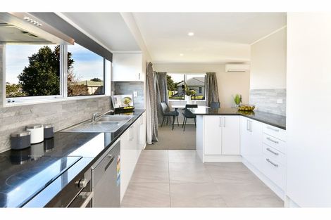 Photo of property in 34a Lakeside Drive, Orewa, 0931