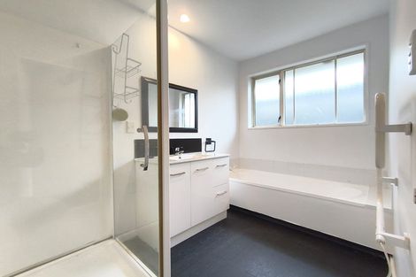 Photo of property in 2 Cardigan Bay Place, Addington, Christchurch, 8024