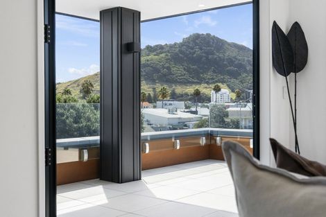 Photo of property in 10/29 May Street, Mount Maunganui, 3116