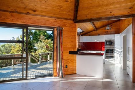 Photo of property in 11 Cherry Lane, Acacia Bay, Taupo, 3330