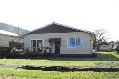 Photo of property in 19 Stafford Street, Blackball, 7804