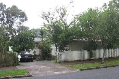 Photo of property in 74 St Leonards Road, Mount Eden, Auckland, 1024