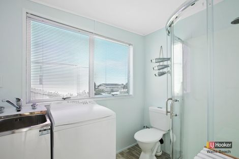 Photo of property in 37 Seaforth Road, Waihi Beach, 3611