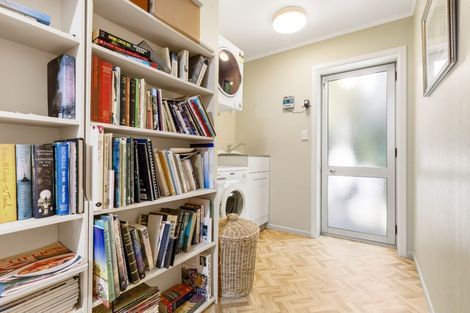 Photo of property in 48 Chesham Avenue, Waipahihi, Taupo, 3330