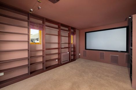 Photo of property in 10 Tau Crescent, Diamond Harbour, 8972