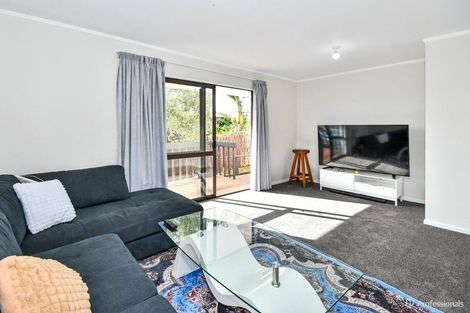 Photo of property in 2/9 Porchester Road, Papakura, 2110