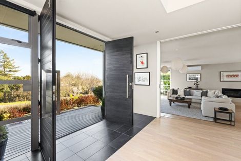 Photo of property in 54 Rochfort Road, Havelock North, 4130