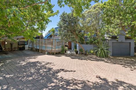 Photo of property in 15 Park Rise, Campbells Bay, Auckland, 0630