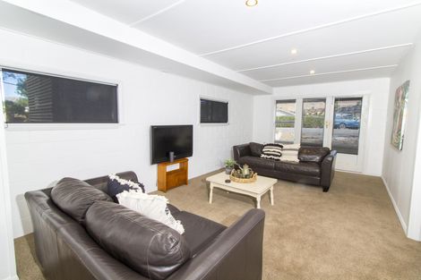 Photo of property in 8 Monaghan Street, Cromwell, 9310