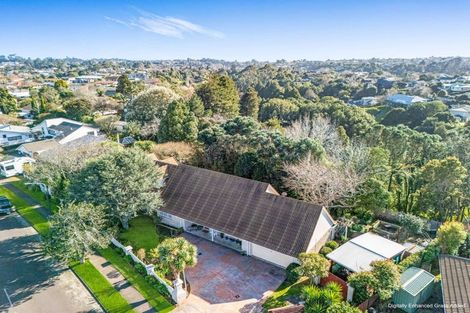 Photo of property in 55 Branch Road, Highlands Park, New Plymouth, 4312