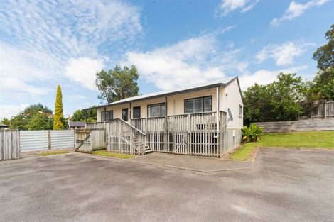 Photo of property in 1-6 Arli Court, Hokowhitu, Palmerston North, 4410