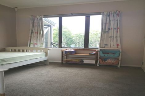 Photo of property in 12 Leven Lane, Totara Heights, Auckland, 2105