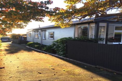 Photo of property in 28 Matenga Street, Waikanae, 5036