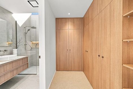 Photo of property in 2/183 Weston Road, St Albans, Christchurch, 8052