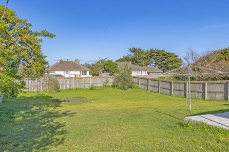 Photo of property in 15 Maire Street, Gonville, Whanganui, 4501