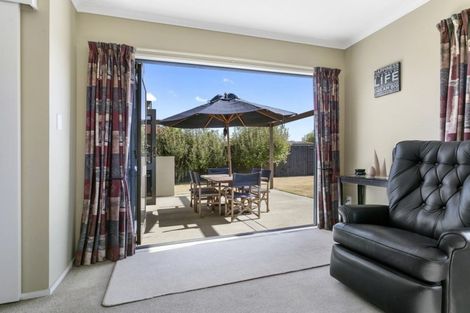 Photo of property in 26 Oaklands Drive, Cambridge, 3434