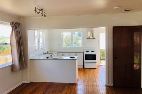 Photo of property in 1/221 Birkdale Road, Birkdale, Auckland, 0626