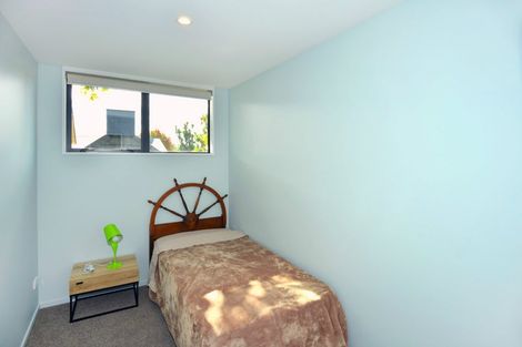 Photo of property in 41d Avonhead Road, Avonhead, Christchurch, 8042