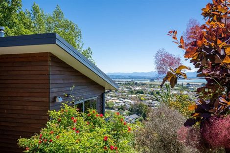 Photo of property in 51 Coster Street, Enner Glynn, Nelson, 7011