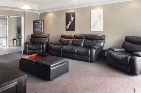 Photo of property in 9 Marguerite Place, Aidanfield, Christchurch, 8025