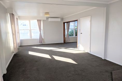 Photo of property in 21 King Crescent, Ranui, Porirua, 5024