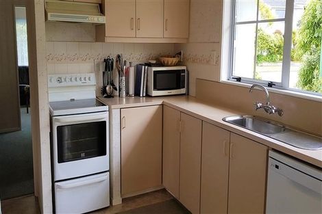 Photo of property in 22 Oriel Avenue, Tawa, Wellington, 5028