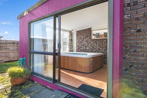 Photo of property in 8 Rewa Street, Inglewood, 4330