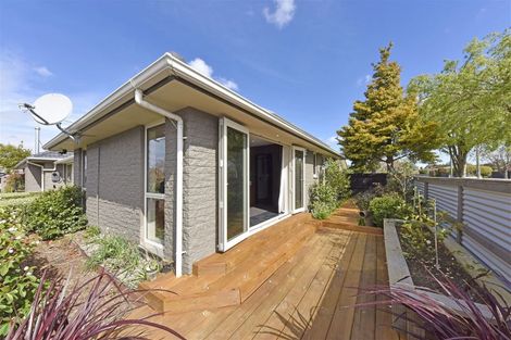 Photo of property in 4 Oldwood Street, Bishopdale, Christchurch, 8053