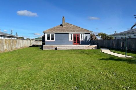 Photo of property in 15 Coley Street, Foxton, 4814
