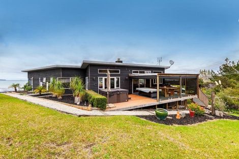 Photo of property in 29 Brampton Road, Snells Beach, 0920